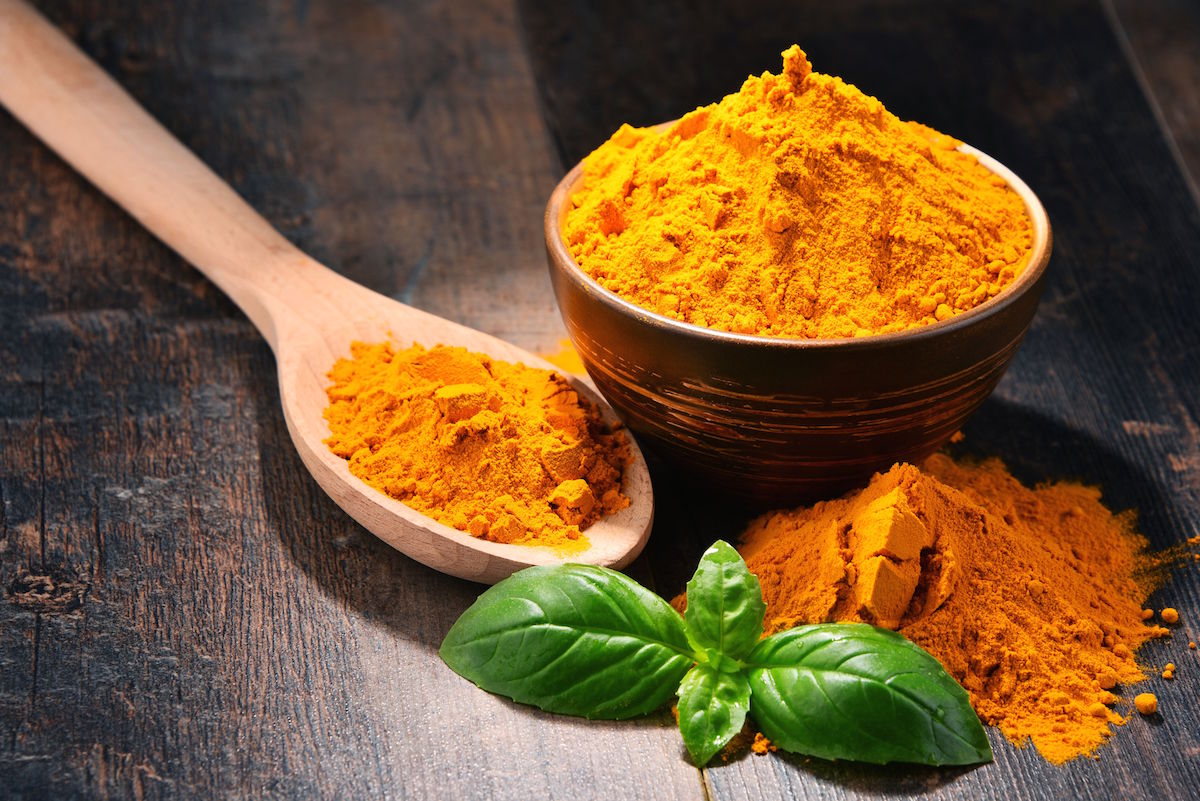 The Difference Between Turmeric Spice & Supplements