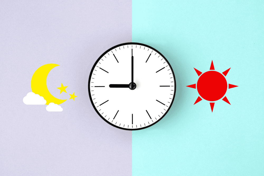 Best Time to Take Supplements: Morning vs Night (Science-Backed)